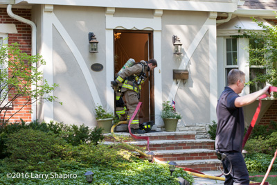 Wilmette Fire Department (IL) house fire 8-22-16 at 1220 Chestnut Avenue Larry Shapiro photographer shapirophotography.net E-ONE fire trucks